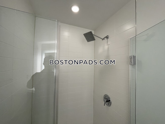 Boston - $3,584 /mo