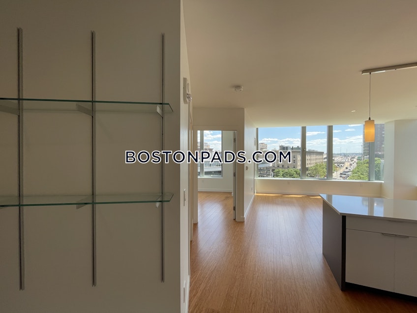 Boston - $5,145 /month