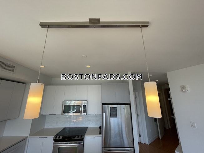 Boston - $4,879 /mo