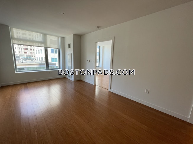 Boston - $4,565 /mo