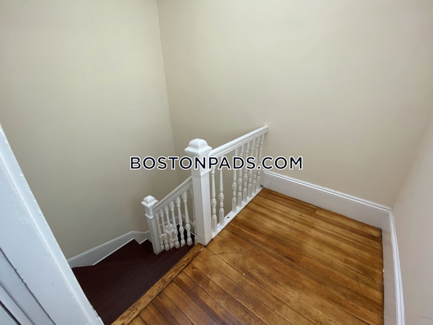 Boston - $3,100 /month