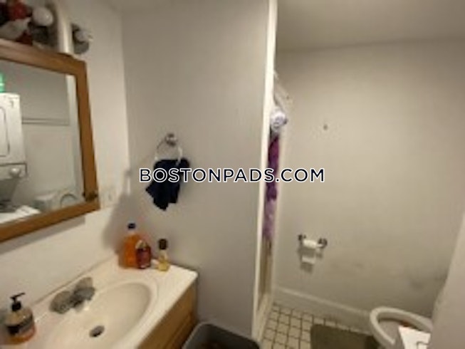 Boston - $5,600 /mo