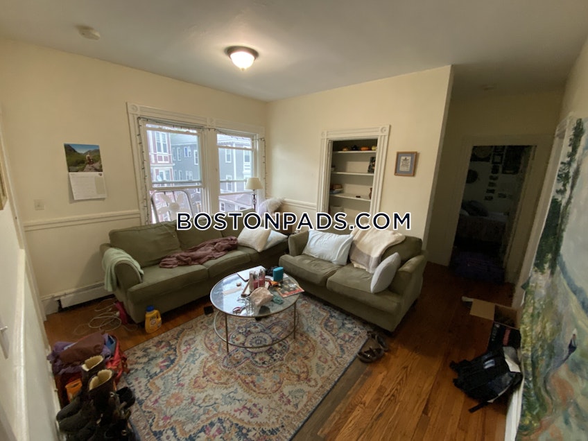 Boston - $3,300 /month