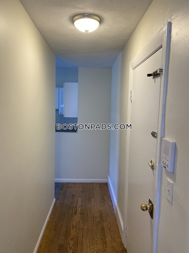 Roxbury Crossing - $2,750 /mo