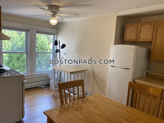 Cambridge - $3,000 /mo