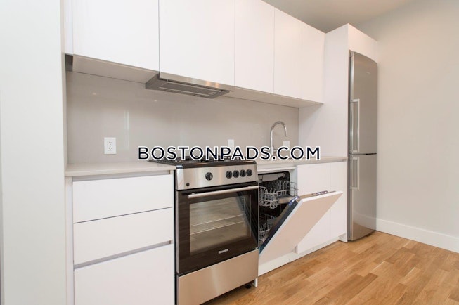 Somerville - $2,700 /mo