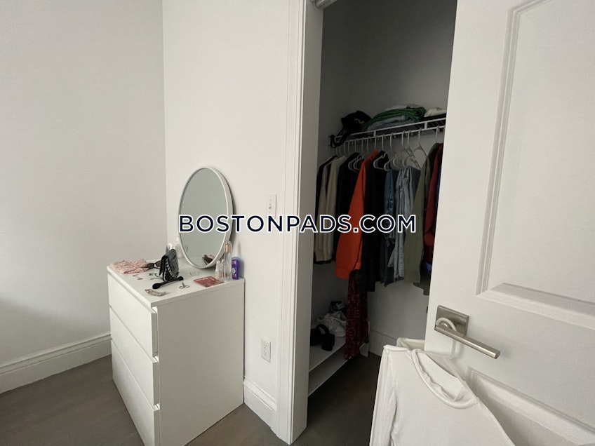 Boston - $2,800 /month