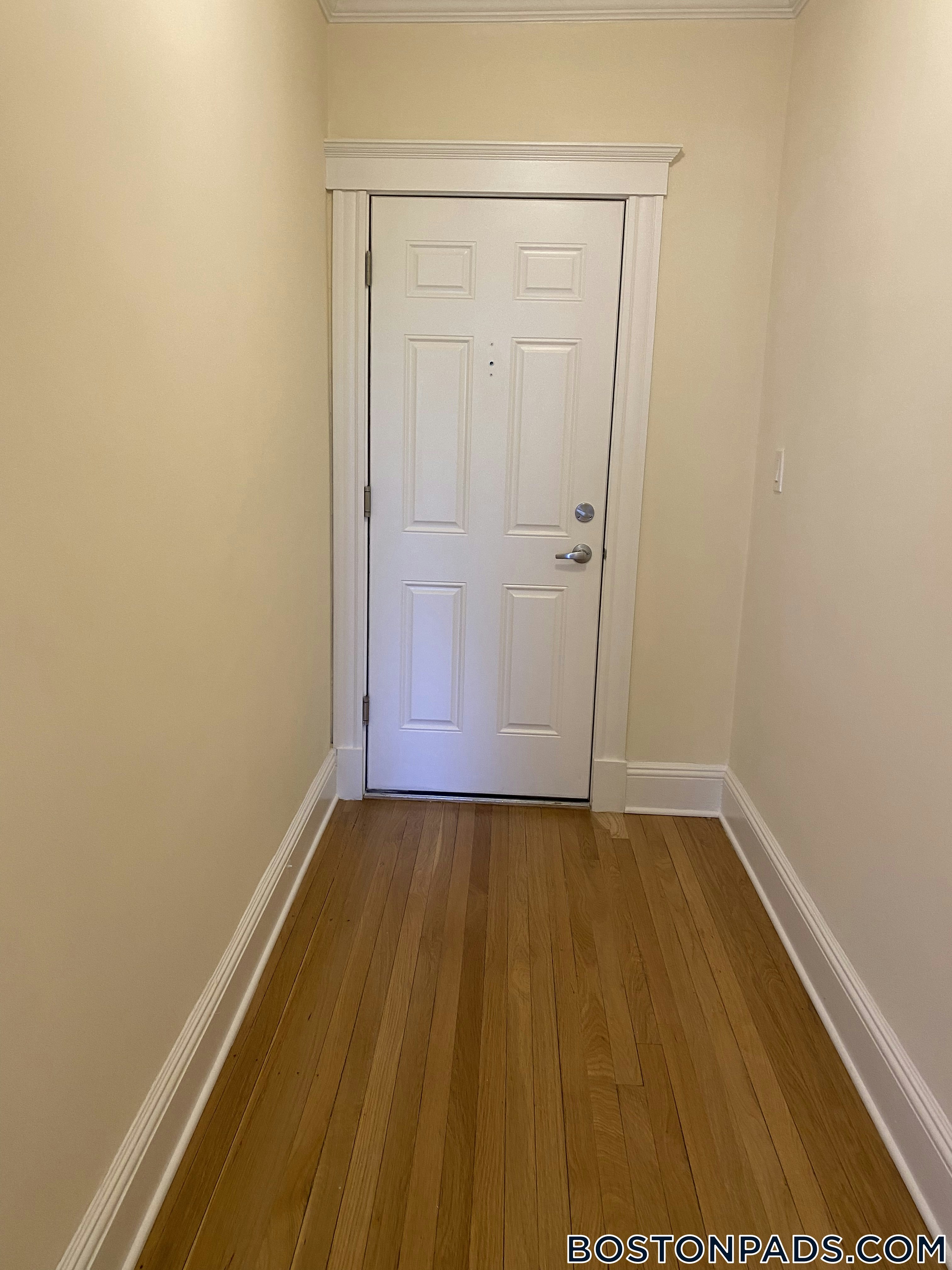 Cambridge - $2,690