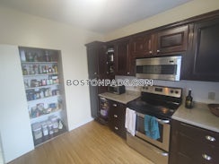 Boston, $6,400/mo