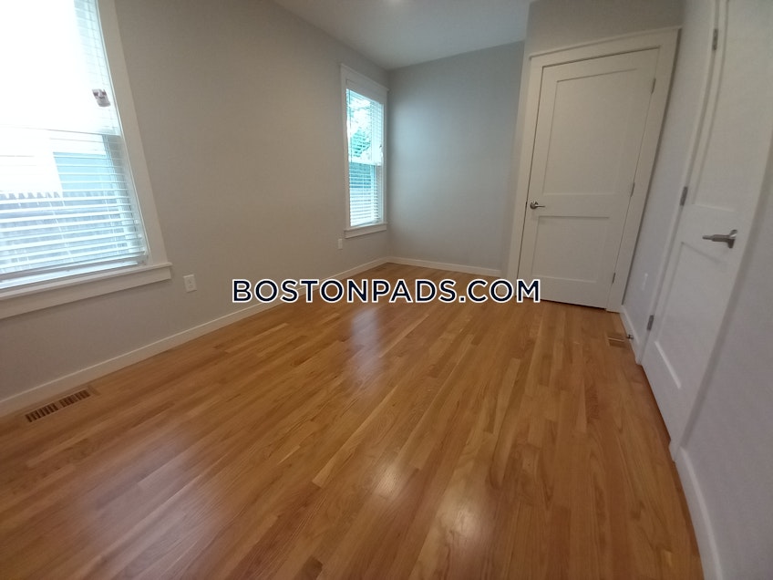 Cambridge - $3,600 /month