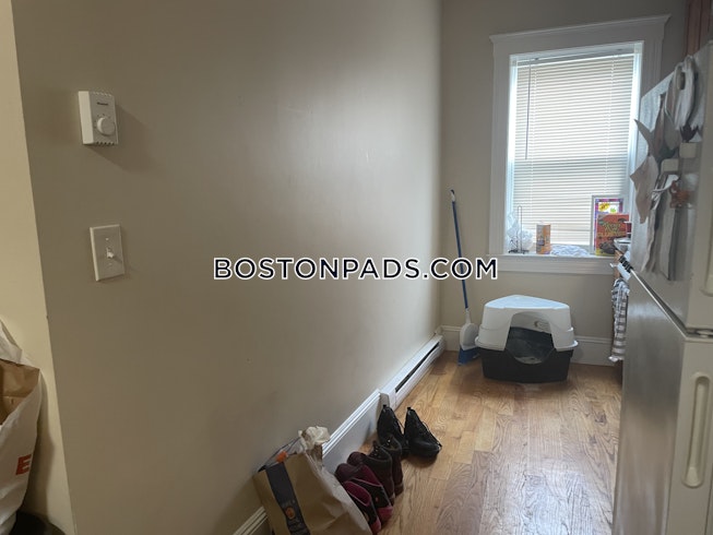 Boston - $3,195 /mo