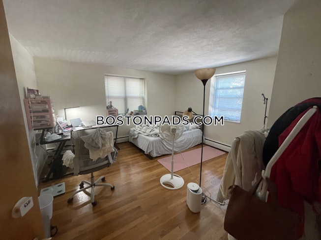 Brookline - $3,600 /mo