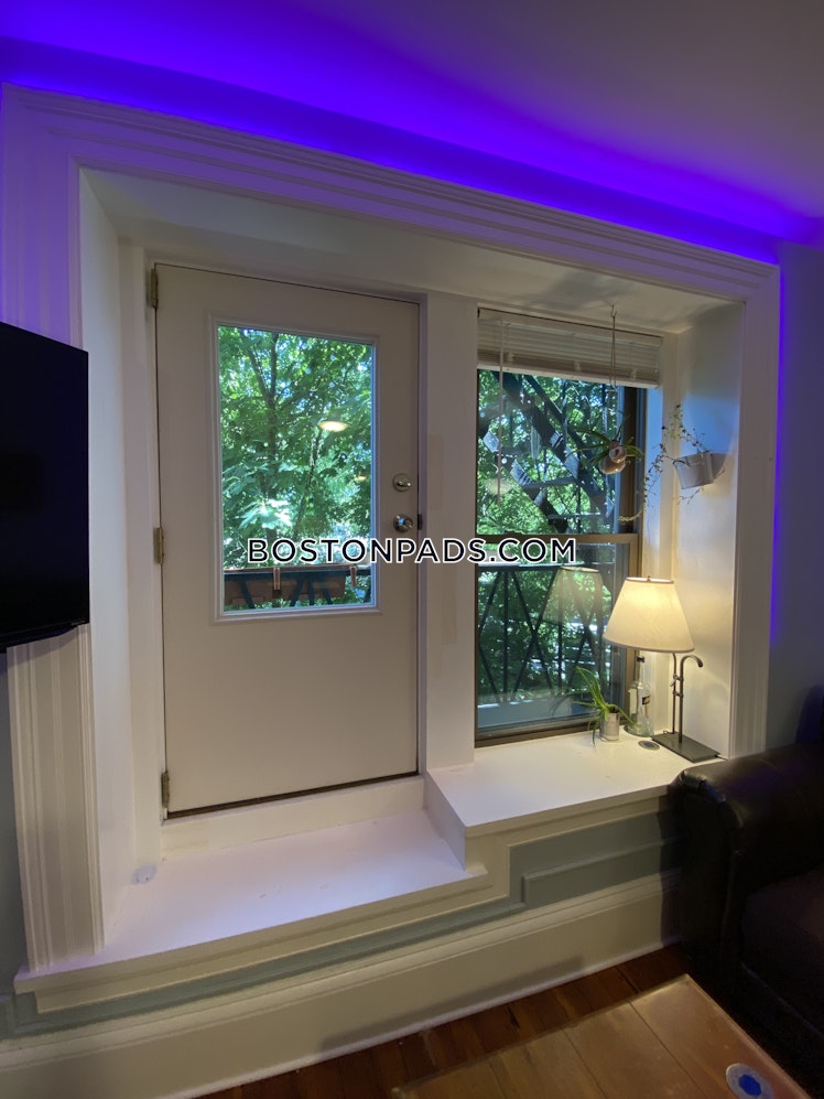 Beacon St., Brookline