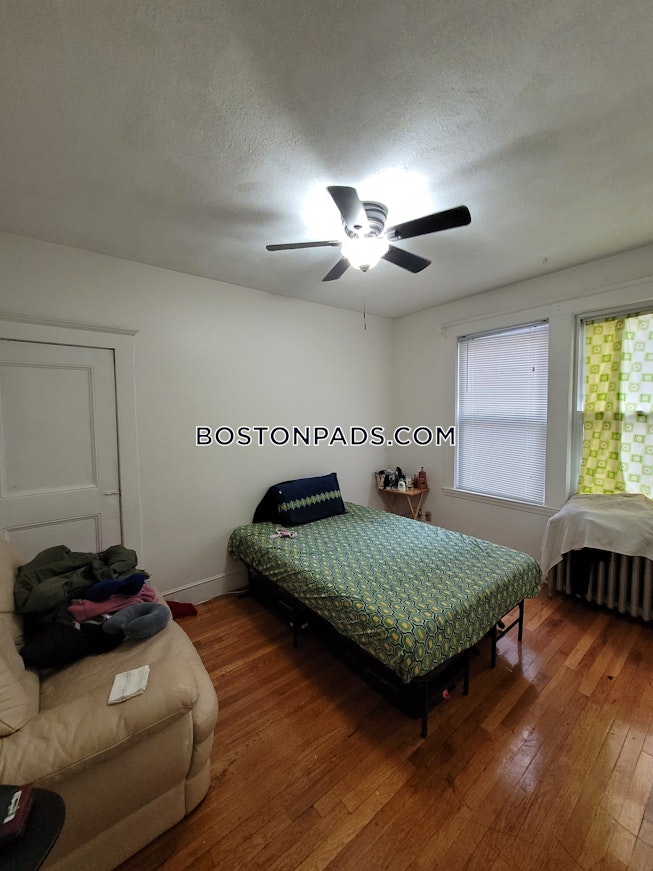 Boston - $2,200 /mo