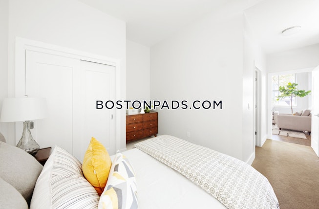 Boston - $3,200 /mo