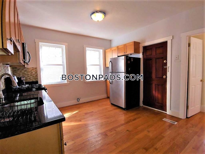 Boston - $3,675 /mo