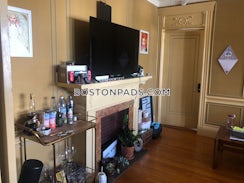 Malden, $2,200/mo