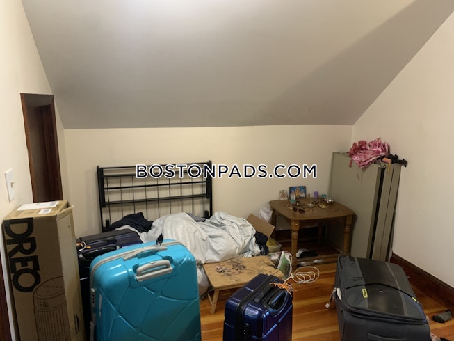 Boston - $2,800 /mo