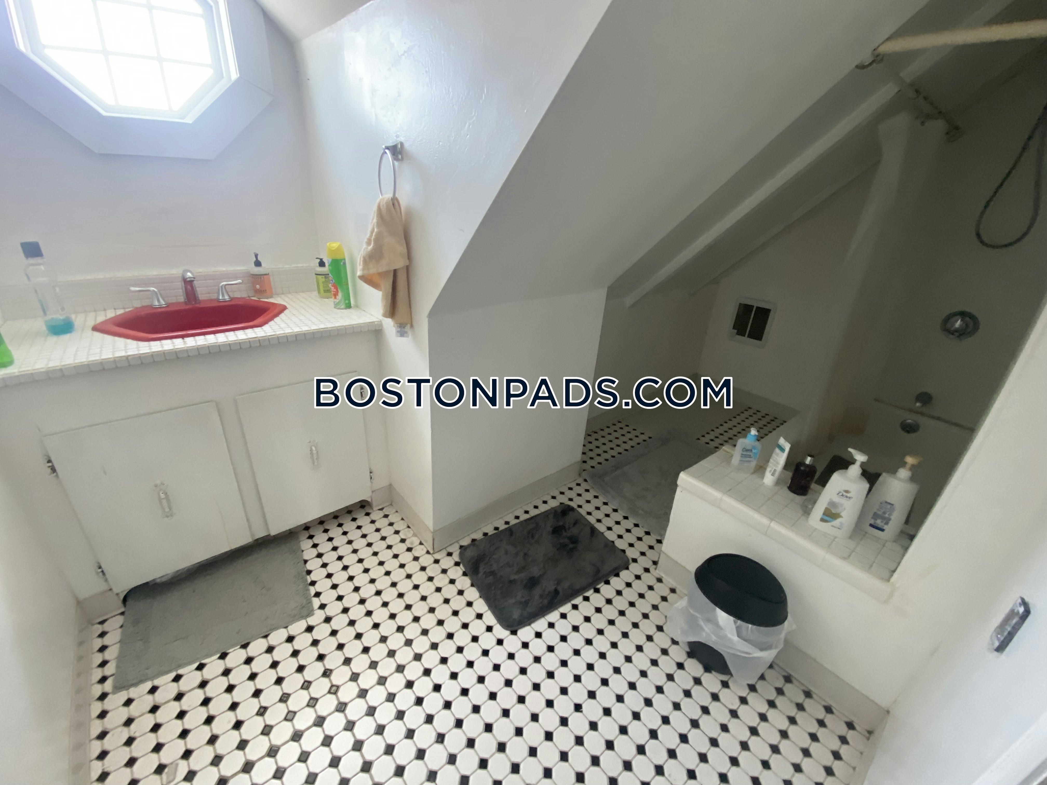 Somerville - $6,600