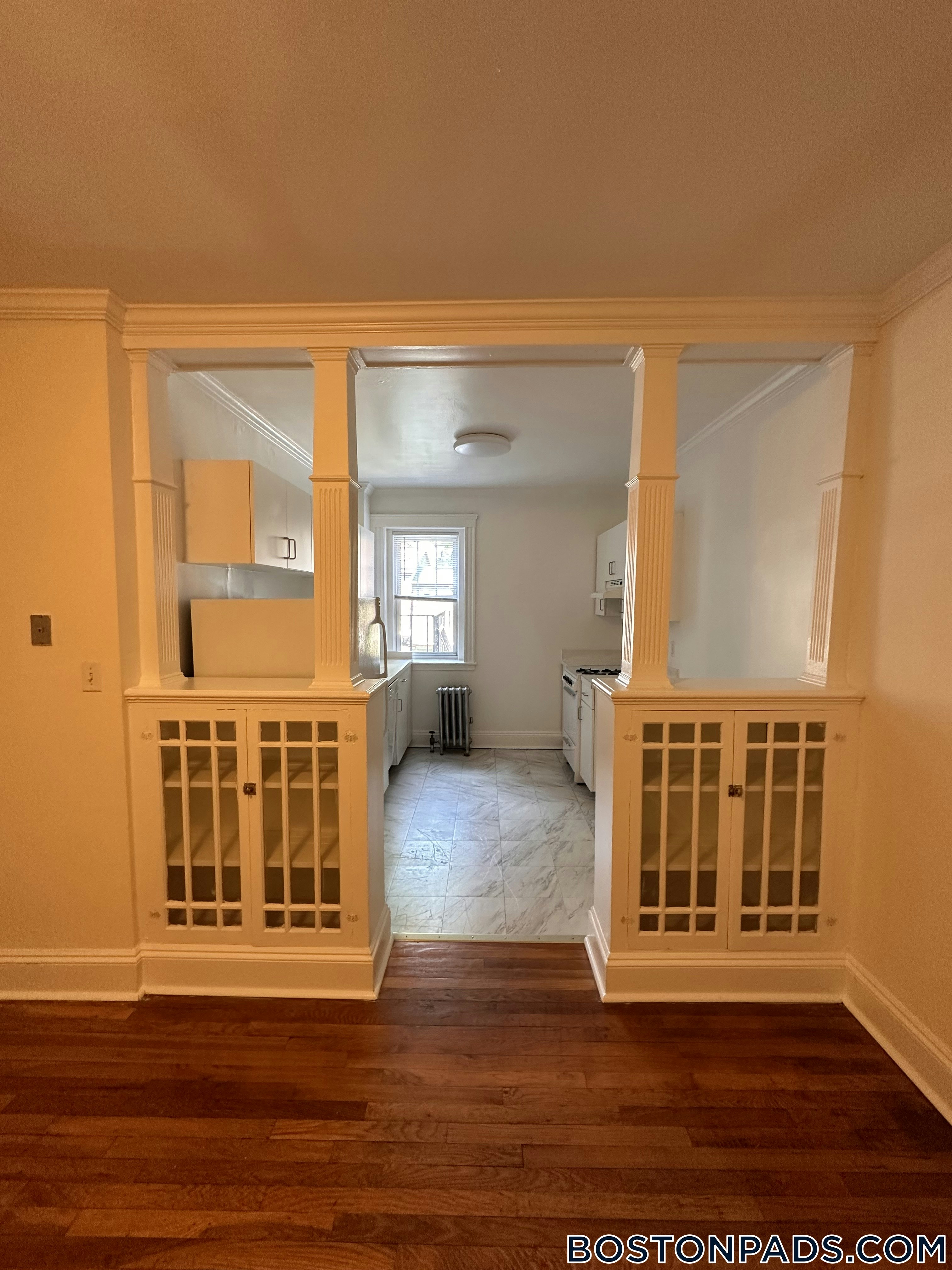 Cambridge - $3,050