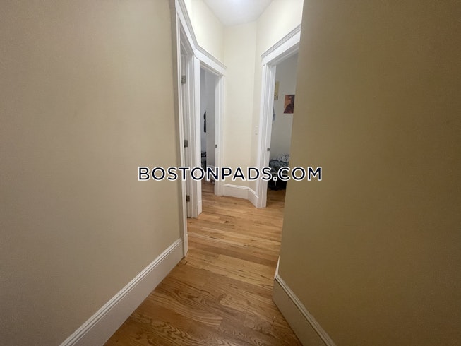 Boston - $5,495 /mo