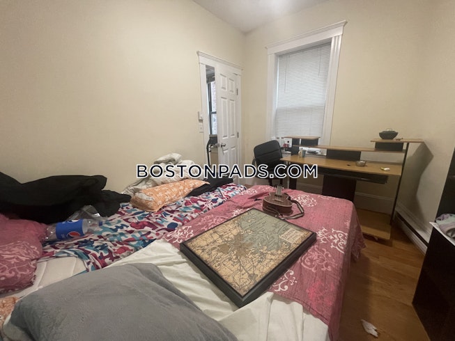 Boston - $5,495 /mo