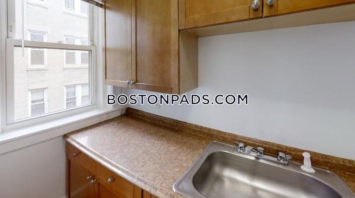 fenwaykenmore-apartment-for-rent-studio-1-bath-boston-2350-4618023 
