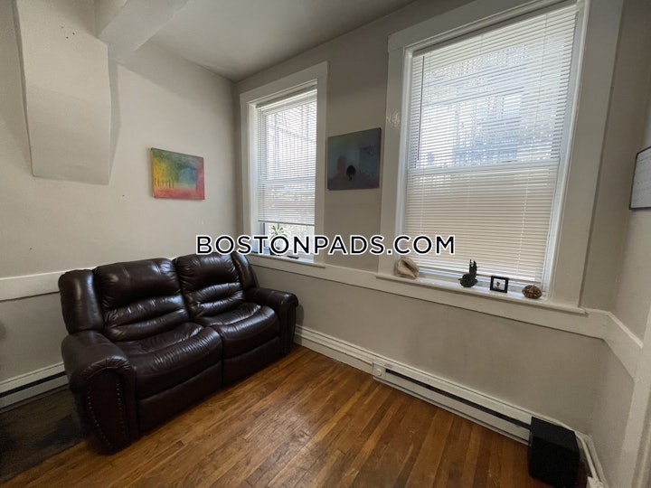 north-end-apartment-for-rent-2-bedrooms-1-bath-boston-2500-4636535 