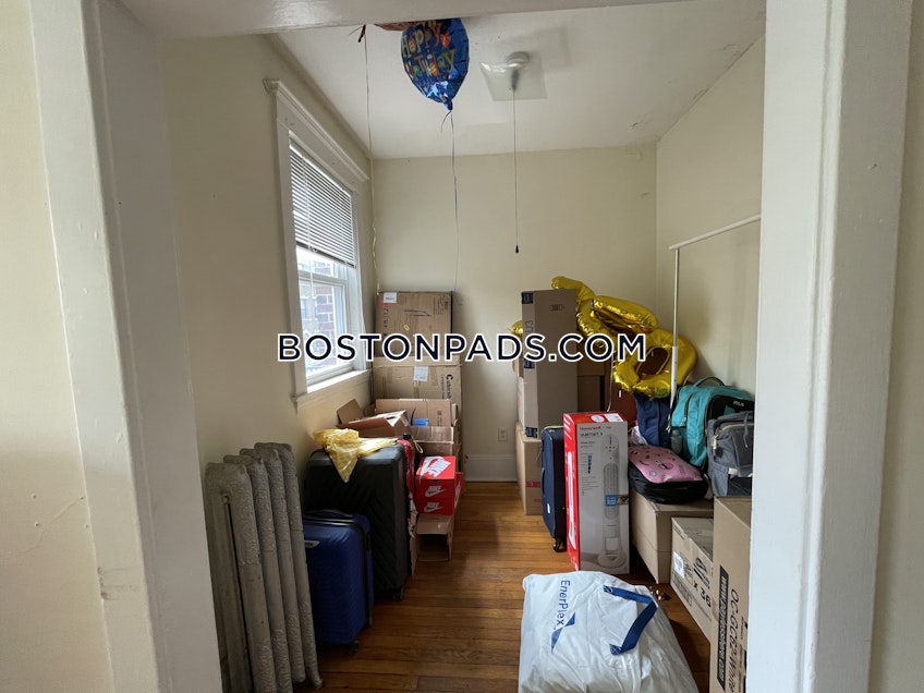 Boston - $4,200 /month