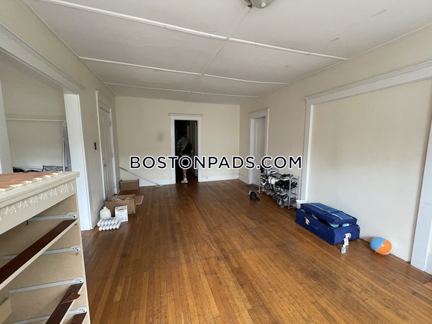 Boston - $4,200 /month