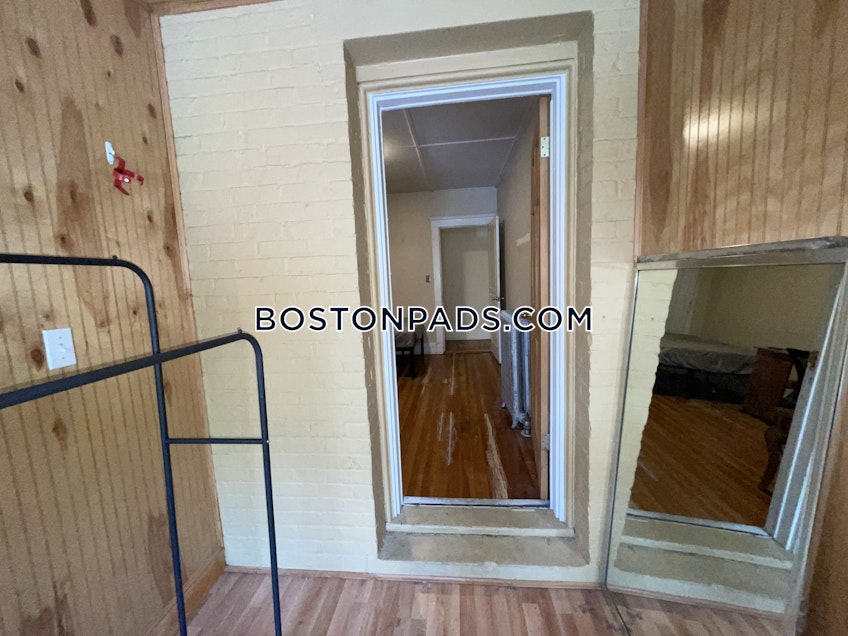 Boston - $4,200 /month