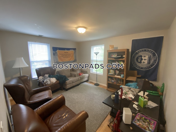 cambridge-apartment-for-rent-3-bedrooms-1-bath-central-squarecambridgeport-4250-4571225 