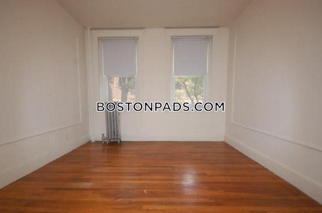 Boston - $2,325 /mo