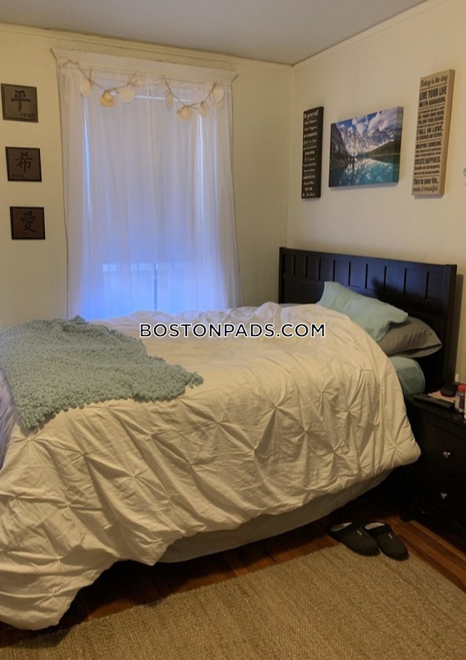 Boston - $2,280 /mo