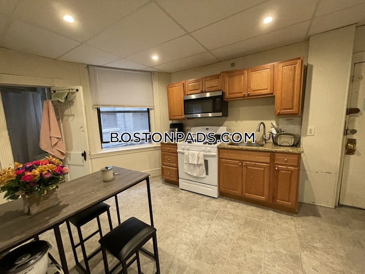 beacon-hill-apartment-for-rent-2-bedrooms-1-bath-boston-2600-4575752 