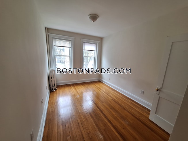 Boston - $3,085 /mo