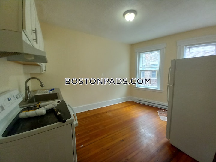 mission-hill-apartment-for-rent-2-bedrooms-1-bath-boston-3295-4632687 
