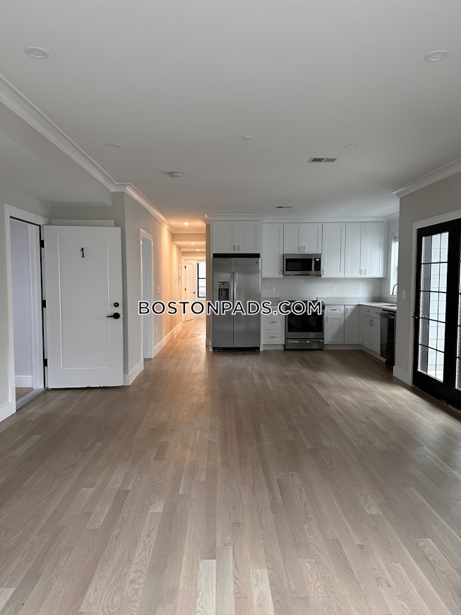 Boston - $5,895 /mo