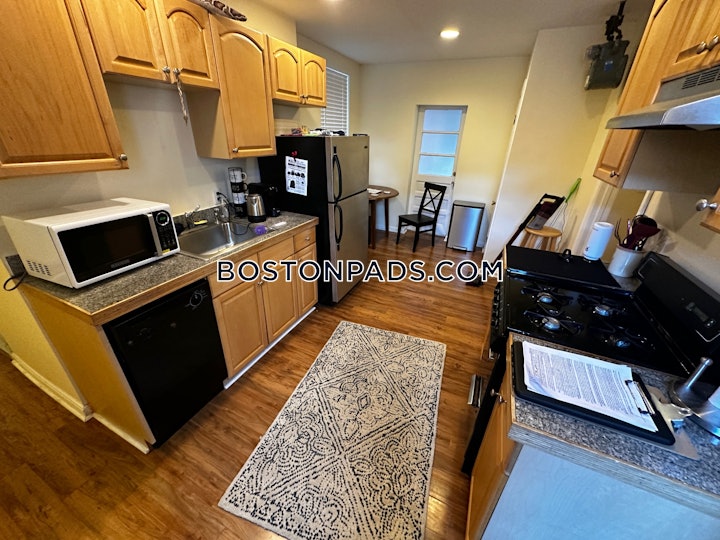 north-end-apartment-for-rent-3-bedrooms-1-bath-boston-4095-4436387 