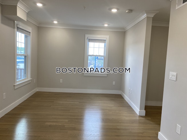 Boston - $3,625 /mo