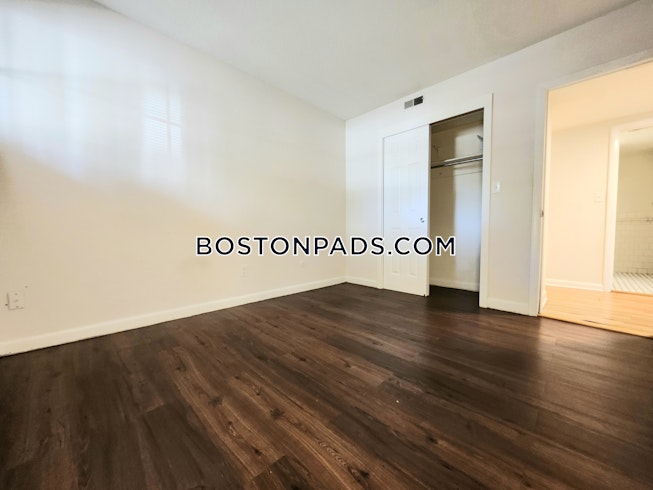 Cambridge - $3,300 /mo