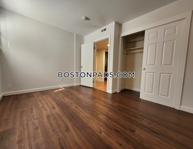 Cambridge - $3,300 /mo