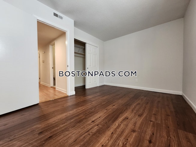 Cambridge - $3,300 /mo