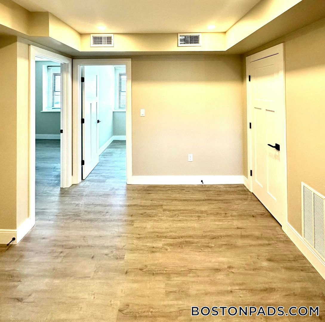 Boston - $2,800