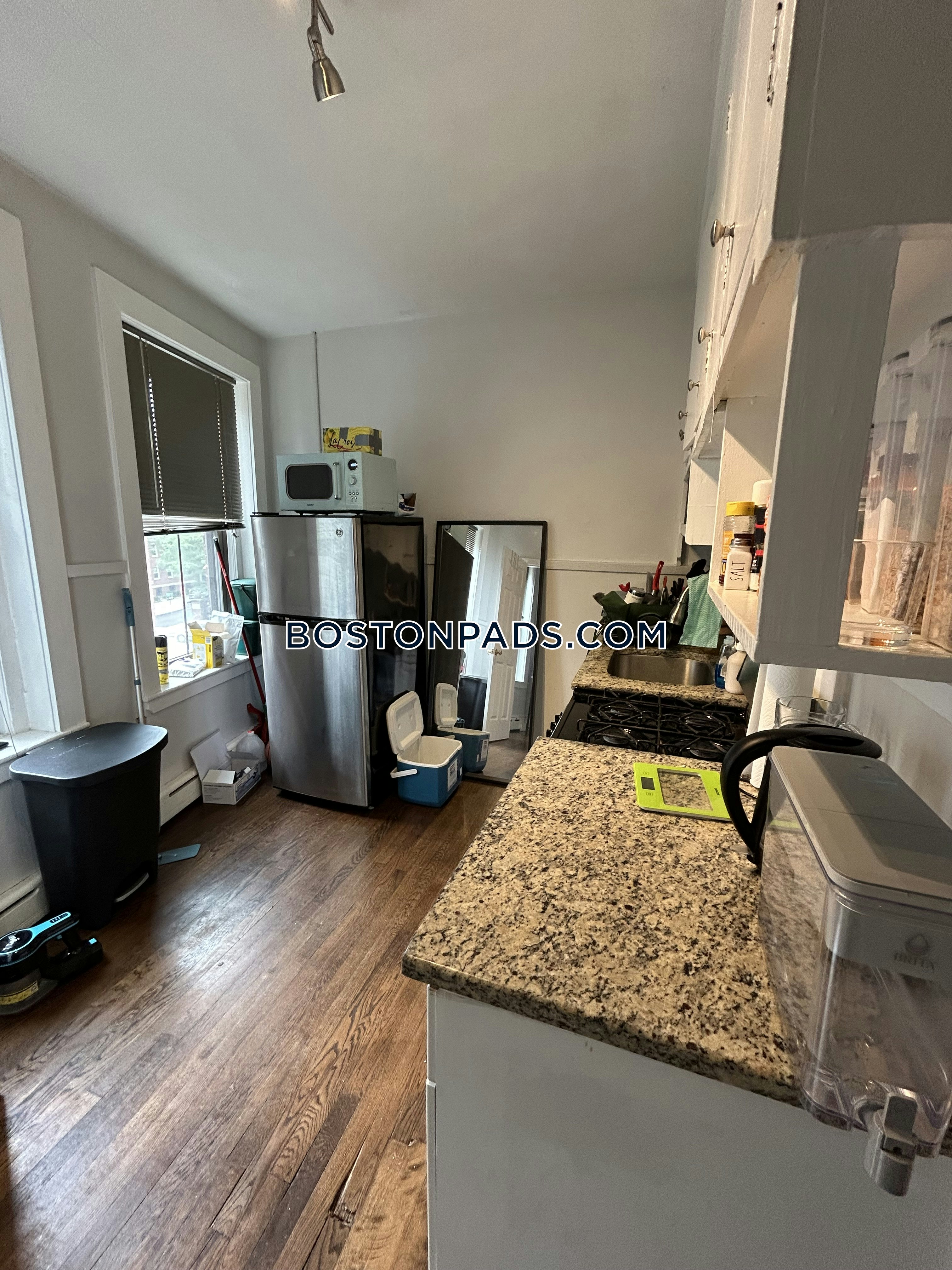 Cambridge - $2,600