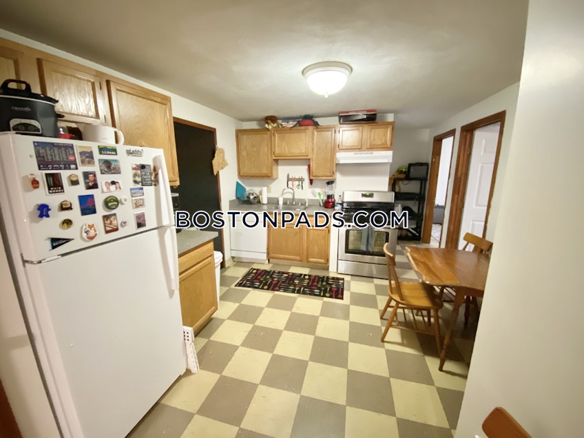 Boston - $3,100 /month