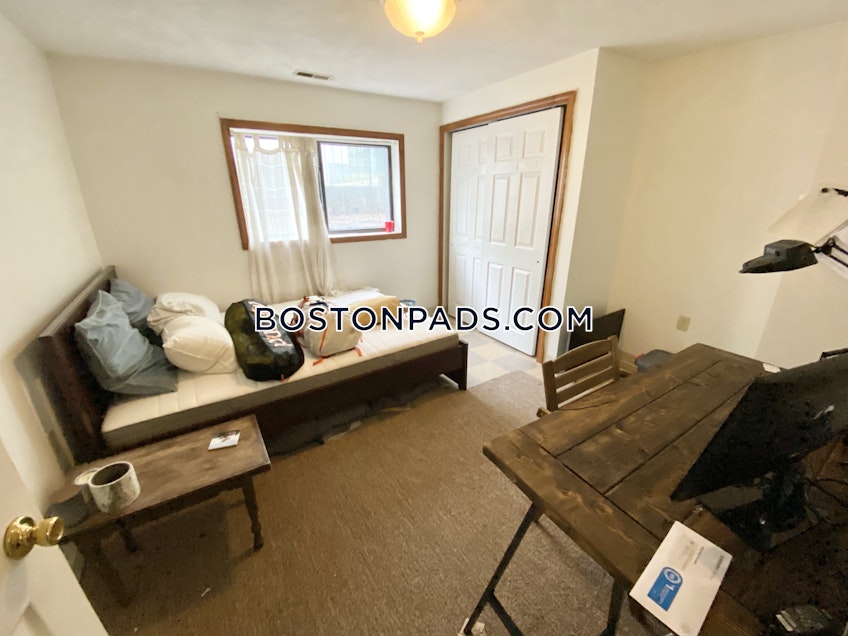 Boston - $3,100 /month