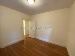 Boston, $2,600/mo