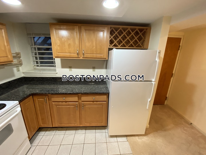 fenwaykenmore-apartment-for-rent-2-bedrooms-1-bath-boston-3300-4605499 