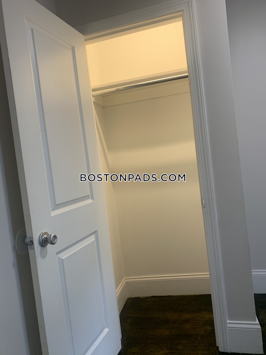 Boston - $4,600 /month